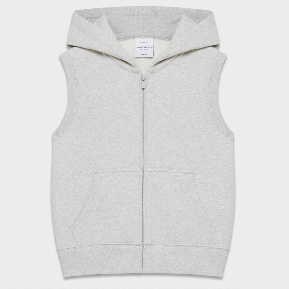 Aritzia TNA Cozy Boyfriend sleeveless vest